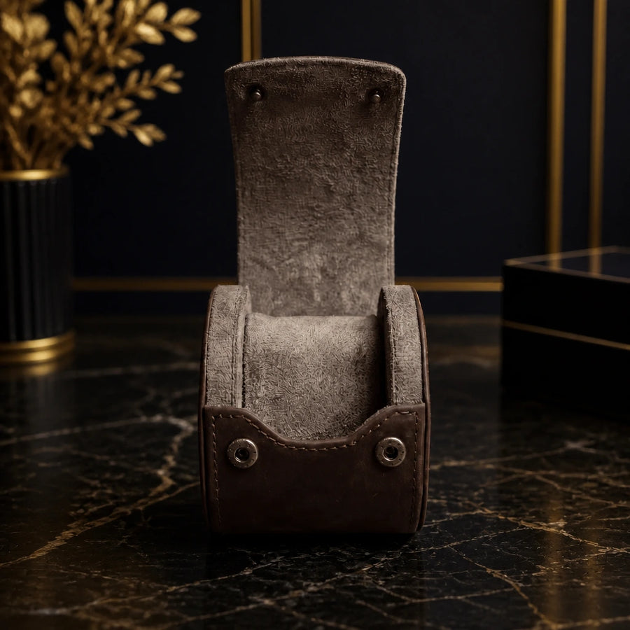 Caversham Single-Watch Leather Travel Case - product view 3